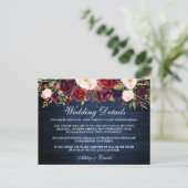 Details zur rustikalen Blue Wood Floral Wedding Ca Postkarte (Stehend Vorderseite)