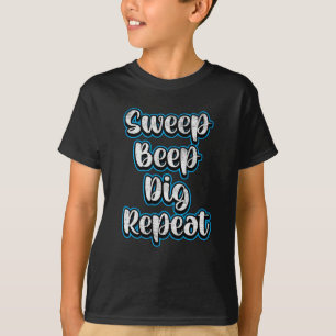 Detectorist Metal Detectorist Detectoris Detection T-Shirt