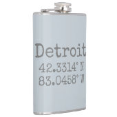 Detroit Latitude Longitude Flachmann (Rechts)