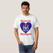 Detroit Michigan Heart Flag T-Shirt (Vorne ganz)