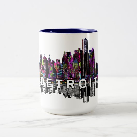 Detroit, Michigan in Graffiti Zweifarbige Tasse (Mittel)