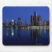 Detroit Skyline in der Nacht Mousepad (Vorne)