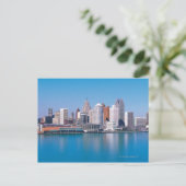 Detroit Skyline Postkarte (Stehend Vorderseite)