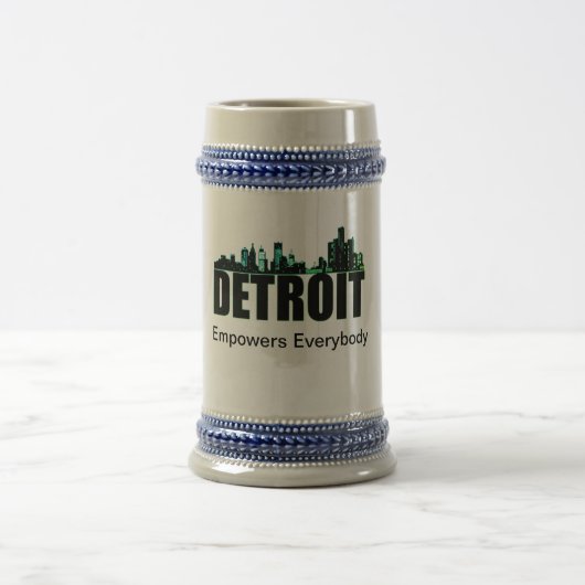 Detroit stärkt jeden Stein Tasse (Mittel)