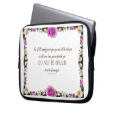 Deuteronomie 31:8 Der Herr geht vor dir Laptopschutzhülle (Vorderseite Links)