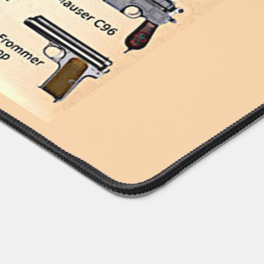 DEUTSCHE AUSRÜSTUNG DES WELTKRIEGES 2 SCHREIBTISCHUNTERLAGE (Ecke)