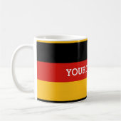 DEUTSCHE FLAGFARBEN + Ihr Text Kaffeetasse (Links)