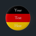 Deutsche Flaggenfarben Schwarzes Gold Personalisie Button<br><div class="desc">Setzen Sie Ihren deutschen Stolz mit diesem attraktiven Design in den unverwechselbaren Farbtönen Schwarz,  Rot und Gold in Szene und passen Sie ihn mit der Nachricht,  dem Firmennamen oder dem Sprichwort Ihrer Wahl an. Ideal,  um eine Veranstaltung oder einen Anlass zu fördern oder um einen Sake zu machen.</div>
