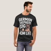 Deutsche Schäferhund-Mama T-Shirt (Vorne ganz)