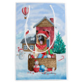 Deutsche Schäferhündin im Schnee Weihnachtshundeha Mittlere Geschenktüte (Vorderseite)