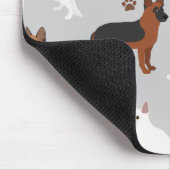 Deutsche Schäferknochen und Klauen Mousepad (Ecke)