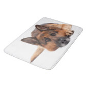 Deutscher Hirte auf weißem Grund Badematte (Schrägansicht)