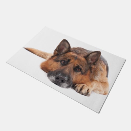 Deutscher Hirte auf weißem Grund Fußmatte (Schrägansicht)