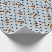 Deutscher Hirte Dog Paw Druckmuster auf Silber Geschenkpapier (Ecke)