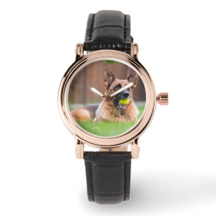 Deutscher Hirte mit Tennisball Armbanduhr