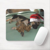 Deutscher Hirtenjunge mit Weihnachtsmannmütze Mousepad (Mit Mouse)