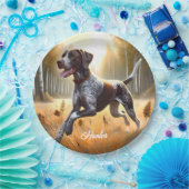 Deutscher Kurzzeitpointer läuft Pappteller (Party)