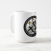 Deutscher Orden Ritter mit Axt Tasse (Vorderseite Links)