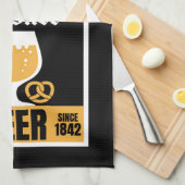 Deutscher Pilsner Beer und Wurst Geschirrtuch (Viertel Falte)