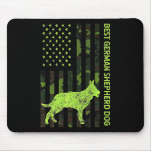 Deutscher Schäferhund erschüttert US-Flagge Camouf Mousepad