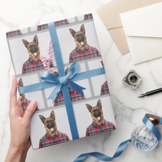Deutscher Schäferhund in Kariert Geschenkpapier (Schenken)
