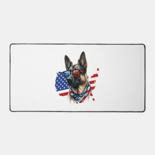 Deutscher Schäferhund mit amerikanischer Flagge I  Schreibtischunterlage