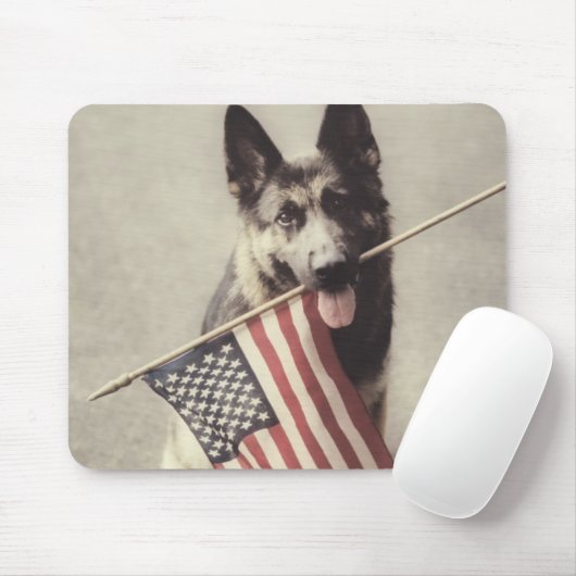 Deutscher Schäferhund mit US-Flagge Mousepad (Mit Mouse)