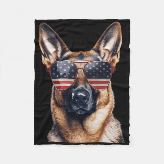 Deutscher Schäferhund mit US-Flagge Unabhängigkeit Fleecedecke (Vorderseite)