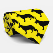 Deutscher Schäferhund schwarz Krawatte (Gerollt)