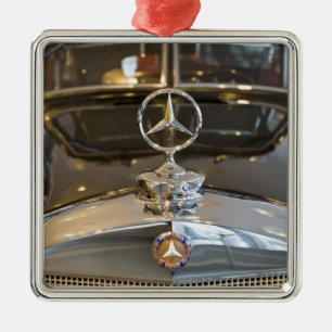 Deutschland, Baden-Württemberg, Stuttgart. Merced Ornament Aus Metall