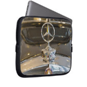 Deutschland, Baden-Württemberg, Stuttgart. Mercede Laptopschutzhülle (Vorne Rechts)
