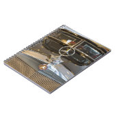 Deutschland, Baden-Württemberg, Stuttgart. Mercede Notizblock (Linke Seite)