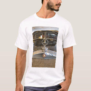 Deutschland, Baden-Württemberg, Stuttgart. Mercede T-Shirt
