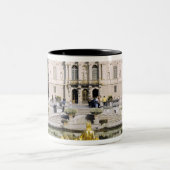 Deutschland, Bayern, Schloss Linderhof. Linderhof Zweifarbige Tasse (Mittel)