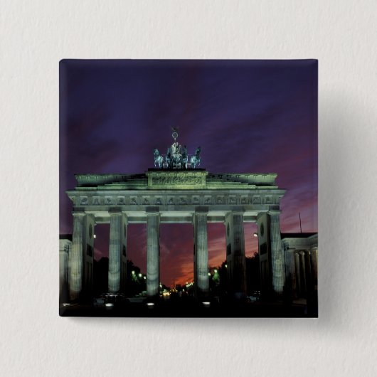 Deutschland, Berlin. Brandenburger Tor in der Nach Button (Vorderseite)