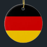 Deutschland-Flagge Keramikornament<br><div class="desc">Sie werden dieses niedliche deutsche Flaggendesign von FlagWare Liebe! Gut für Geschenke! Wir bieten maßgeschneiderte Hüllen,  Ärmel und Skins für viele Elektronik- und Smartphones wie iPhone,  iPod,  iPad,  BlackBerry und Samsung Galaxy S. Suchen Sie auf unserer Website nach Geschenkideen wie Kissen,  Gürtelschnallen,  Uhren,  Krawatte und Hüten. Deutschland;</div>