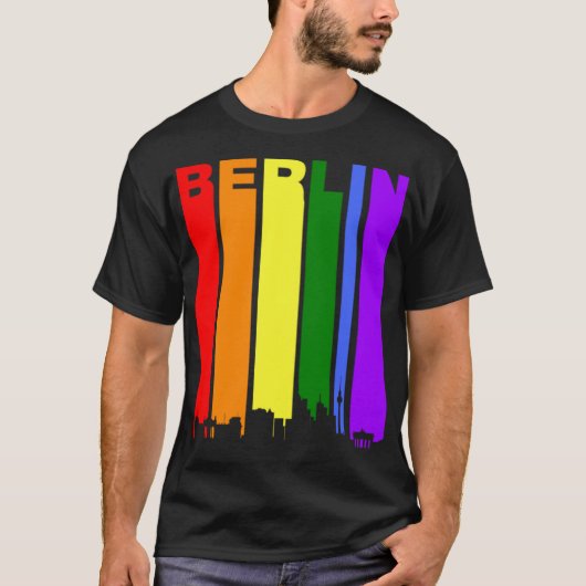 Deutschland Rainbow Skyline LGBT Gay Pride T-Shirt (Vorderseite)