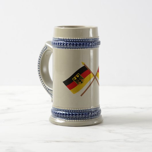Deutschland und Saarland Flaggen, gekreuzt Bierglas (Vorderseite Links)