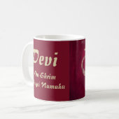 Devi Sanskrit Calligrafie mit Mantra Kaffeetasse (Vorderseite Links)