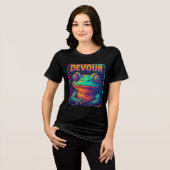 DEVOUR – Hypnotisches Retro-Frosch-Pixel-Art-Desig Tri-Blend Shirt (Vorderseite voll)