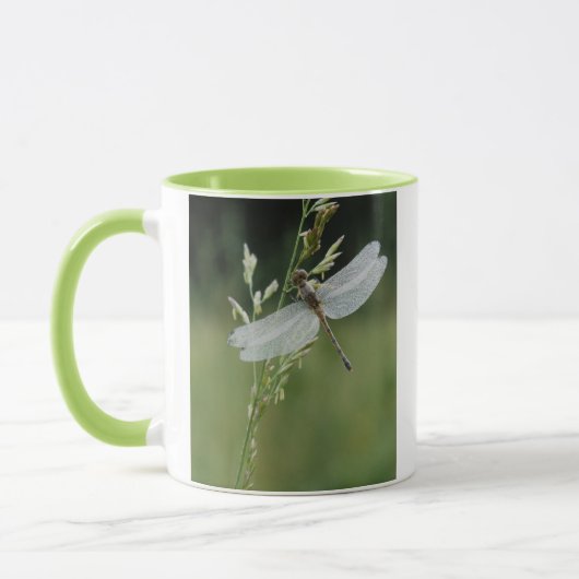 Dew deckte Darner Dragonfly Tasse (Links)
