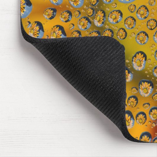 Dew Drop Reflexion der Blume, Crescent City, Mousepad (Ecke)