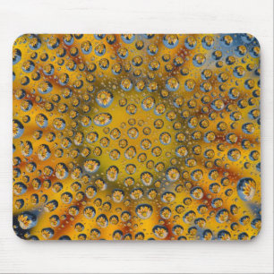 Dew Drop Reflexion der Blume, Crescent City, Mousepad