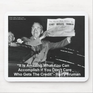 Dewey schlägt Truman Funny gibt T-Shirts Buttons E Mousepad