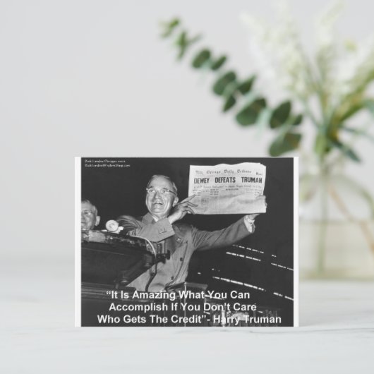 Dewey schlägt Truman Funny gibt T-Shirts Buttons E Postkarte (Stehend Vorderseite)