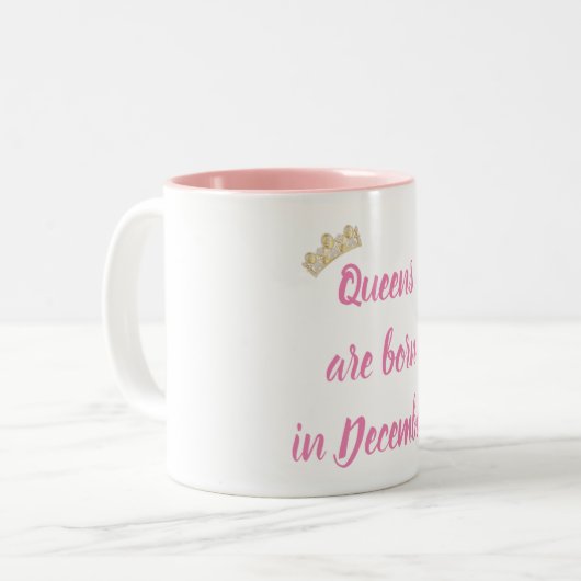 Dezember Queens Zweifarbige Tasse (Vorderseite Links)