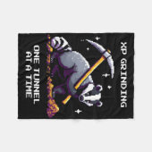 Dger Tunnel Pixel Gamer Style  Fleecedecke (Vorderseite (Horizontal))