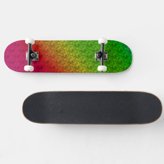 Diag Rainbow Gradient Blumenmuster Rot Grün Skateboard (Horizontal)
