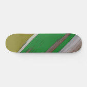 Diagonal grün und braun Abstrakt Skateboard (Horizontal)