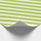 Diagonal lime green and white stripes pattern geschenkpapier (Ecke)